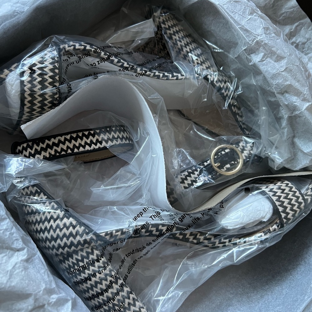 Women's Zigzag Patterned Heels